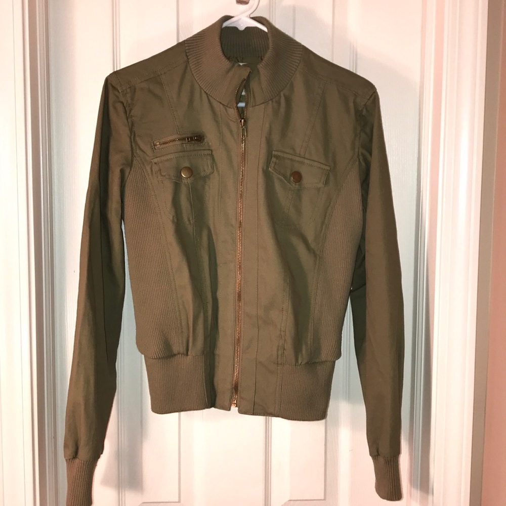 Mid-weight jacket